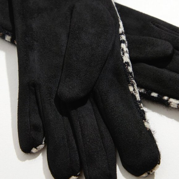 Black and White Ivory Boucle Gloves - Picture 2 of 3